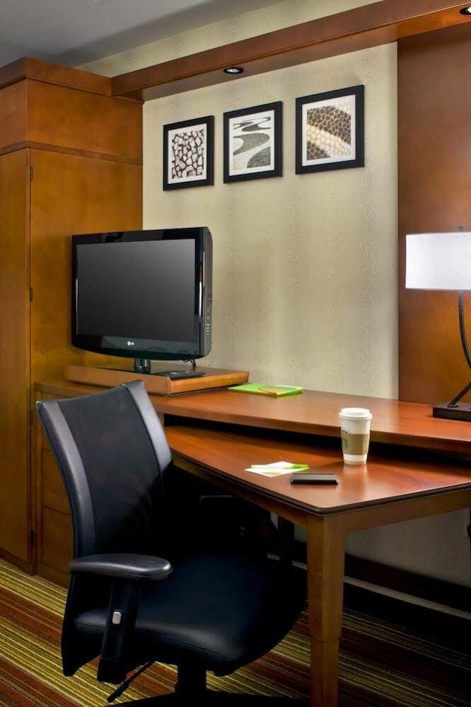 Hotel Courtyard By Marriott Washington, D.c./foggy Bottom